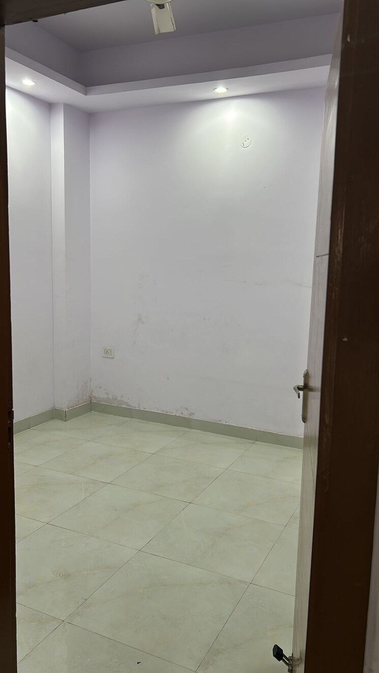 Room, shakti khand 2 Bedroom 950 Sq.Ft. Builder Floor In Shakti Khand Ghaziabad 8107038