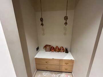 Furnished Amenities in 3 BHK Apartment at Lodha Sterling, Sandoz Baug – for Rent