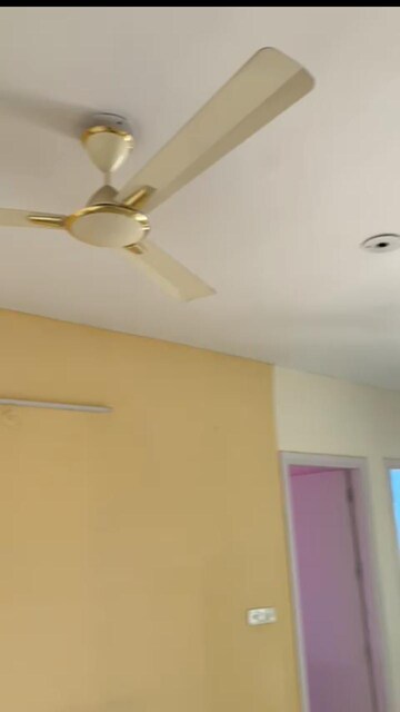 Furnished Amenities in 3 BHK Apartment at BPTP Park Elite Premium, Sector 84 – for Rent
