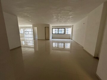 Room in  Office Space at Synthesis The First, Vastrapur – for Rent