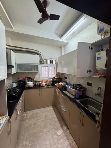 Kitchen in 3 BHK Builder Floor at Sector 55 – for Rent