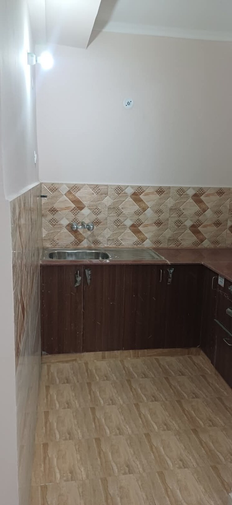 Kitchen, amrapali-golf-homes 2 Bedroom 1100 Sq.Ft. Apartment In Sector 4, Greater Noida Greater Noida 8107170