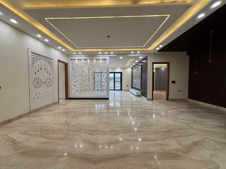 undefined, sector 43 5 Bedroom 4550 Sq.Ft. Builder Floor In Sector 43 Faridabad 8107179