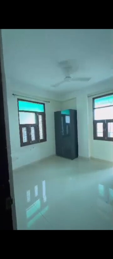 Room in 3 BHK Builder Floor at Mehrauli – for Sale