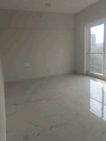 Room in 2 BHK Apartment at Emerald Isle 2, Powai – for Rent