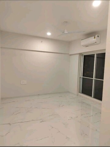Room in 2 BHK Apartment at Emerald Isle 2, Powai – for Rent