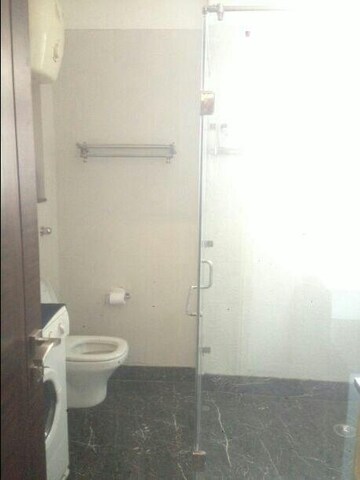 Bathroom in 1 BHK Builder Floor at Lajpat Nagar 4 – for Rent