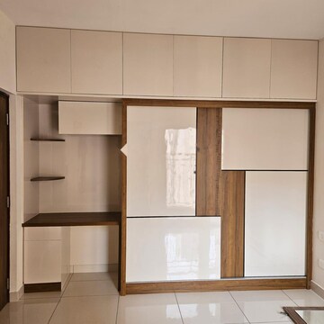 Kitchen in 3 BHK Apartment at Prestige Finsbury Park Regent, Bagaluru  – for Rent