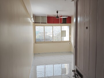 Bathroom in 2 BHK Apartment at Lok Puram, Vasant Vihar – for Rent