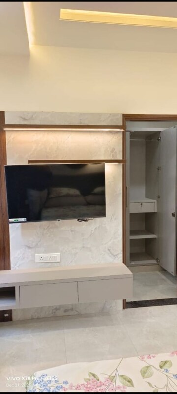 Furnished Amenities in 3 BHK Villa at Patrakar Colony – for Sale