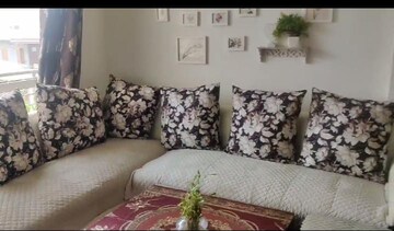 Living Room in 4 BHK Apartment at BPTP Parkland Pride, Sector 77 – for Rent