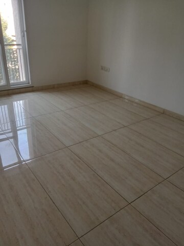 Room in 3 BHK Apartment at Om Pallacia, C-Scheme – for Rent