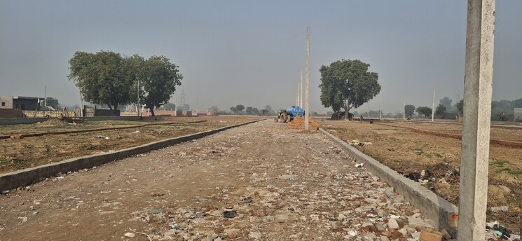 undefined, upsidc site b  100 Sq.Yd. Plot In Upsidc Site B Greater Noida 8107543