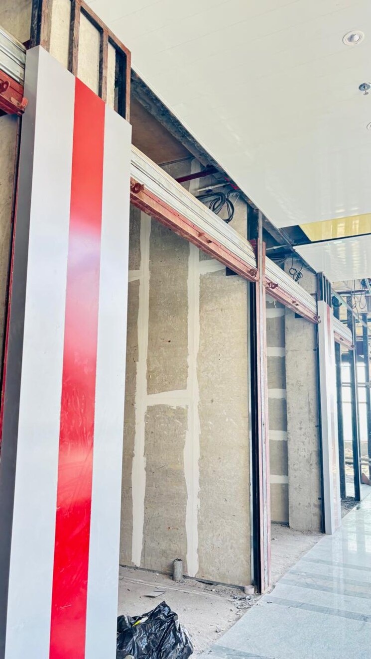 undefined, ska-arcadia Commercial Shop 173 Sq.Ft. In Wave City Ghaziabad 8107571