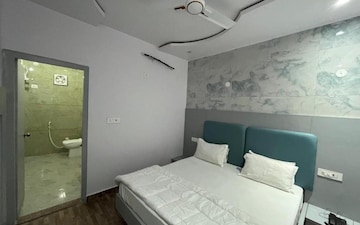 5 BHK Apartment For Sale in Shanti Kunj Noida, Sector 61