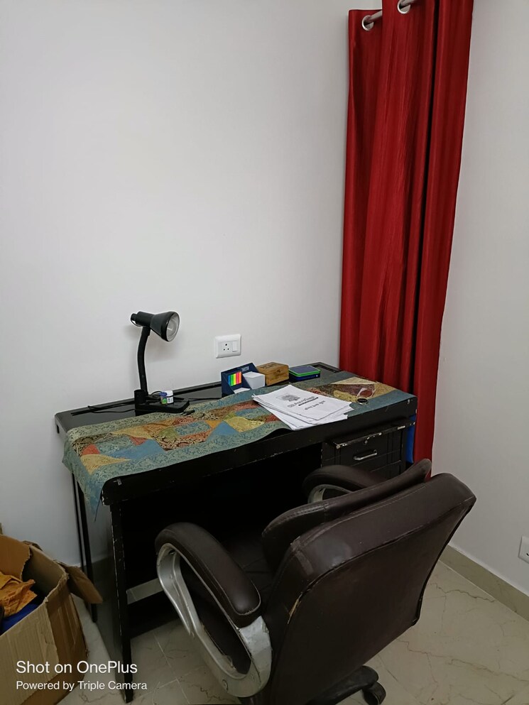 Master Bedroom, mahagun-myra 2 Bedroom 935 Sq.Ft. Apartment In Gaur City 1 Greater Noida 8107589