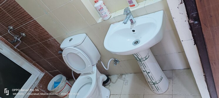 Bathroom, mahagun-mywoods 2 Bedroom 1190 Sq.Ft. Apartment In Sector 16c Greater Noida Greater Noida 8107623