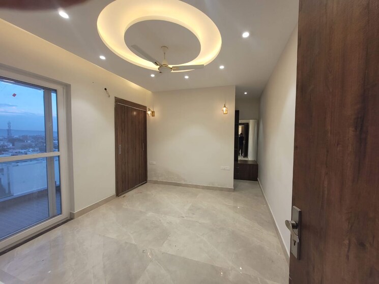 Room, gms road 3 Bedroom 1900 Sq.Ft. Apartment In Gms Road Dehradun 8107609