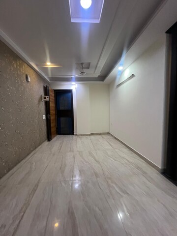 Room in 3 BHK Builder Floor at Rajendra Nagar – for Sale
