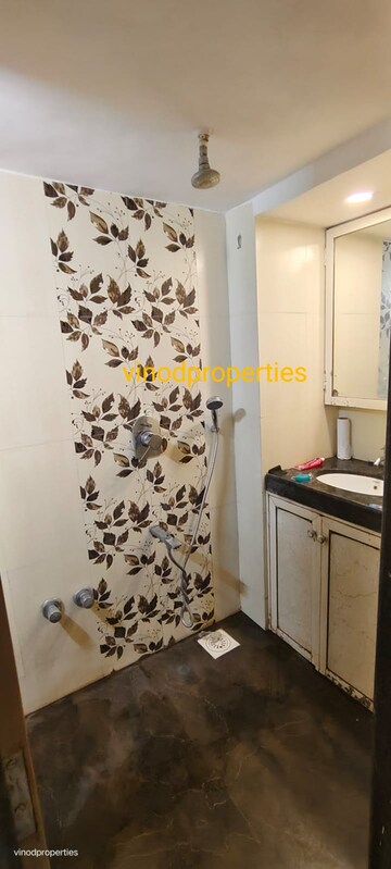 Master Bedroom in 2 BHK Apartment at Powai Himalaya CHS, Powai – for Rent