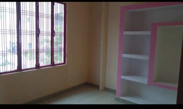 Room in 2 BHK Villa at Jankipuram – for Rent