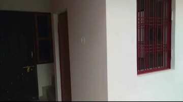 Room in 2 BHK Villa at Jankipuram – for Rent