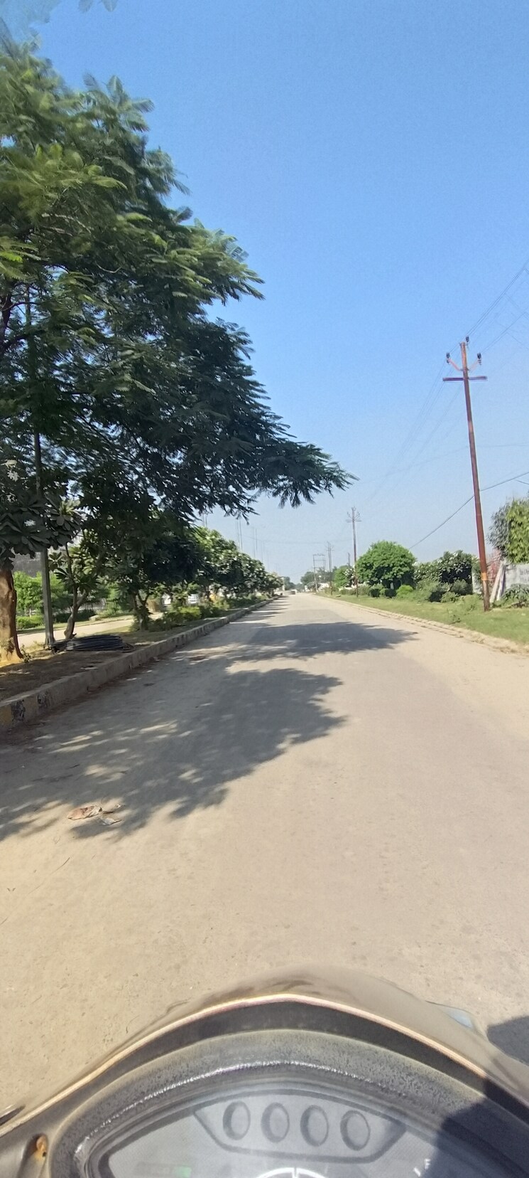 Garden, lal kuan  225 Sq.Yd. Plot In Lal Kuan Ghaziabad 8107742