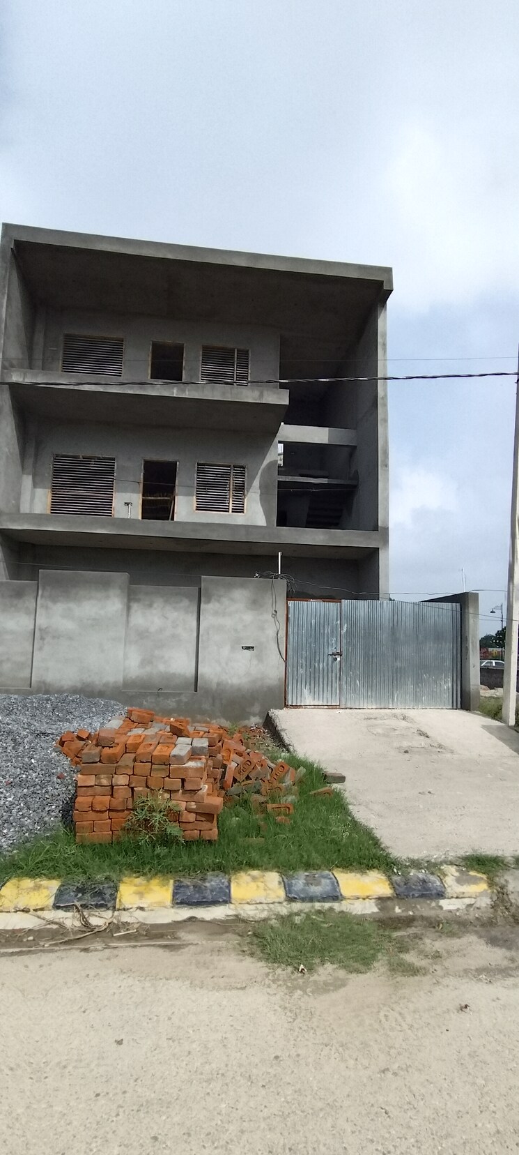 Exterior View, lal kuan  225 Sq.Yd. Plot In Lal Kuan Ghaziabad 8107742