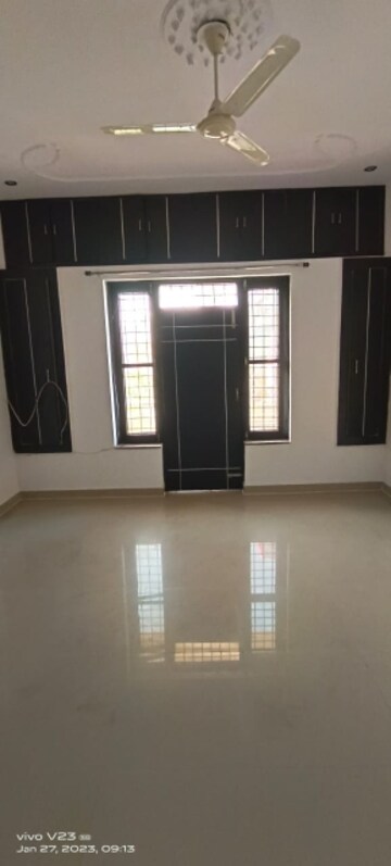 Room in 1 BHK Builder Floor at Sahastradhara Road – for Rent
