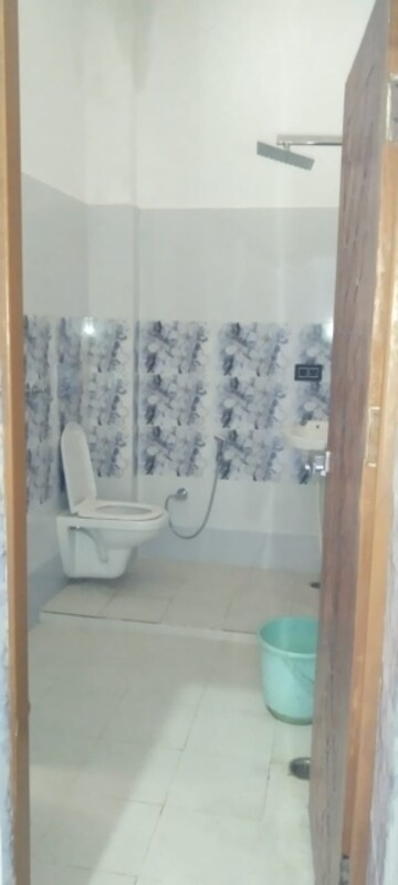 Bathroom in 1 BHK Builder Floor at Sahastradhara Road – for Rent