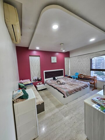 Team Area in 3 BHK Apartment at L&T Emerald Isle, Powai – for Sale