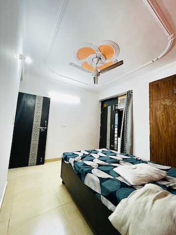 Room in 2 BHK Builder Floor at Freedom Fighters Enclave – for Rent