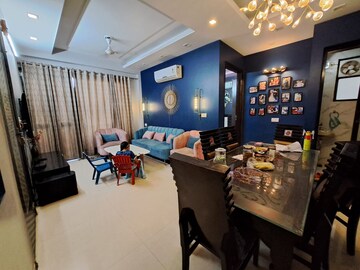 Master Bedroom in 3 BHK Builder Floor at Ardee City, Sector 52 – for Rent