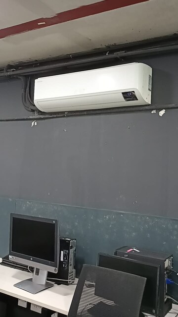 Furnished Amenities in  Office Space at Vastrapur – for Rent