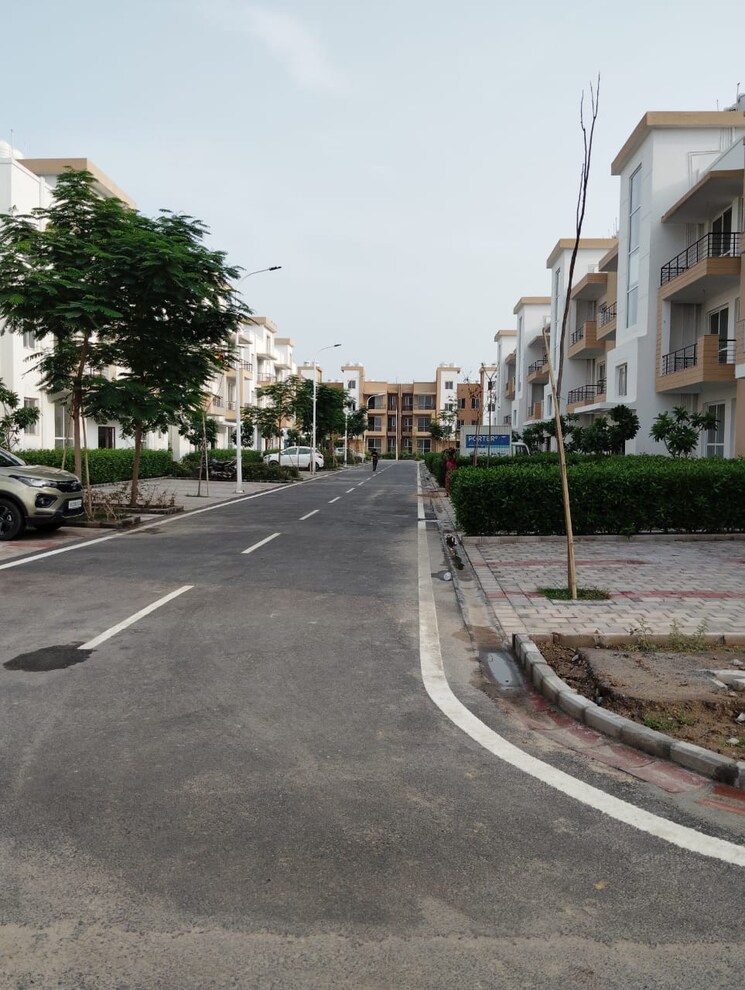 Exterior View, bptp-park-floors-i 3 Bedroom 1371 Sq.Ft. Builder Floor In Sector 77 Faridabad 8107841