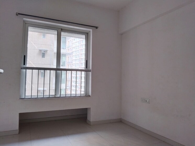 Room, marathon-nexzone 1.5 Bedroom 664 Sq.Ft. Apartment In New Panvel Navi Mumbai 8107872