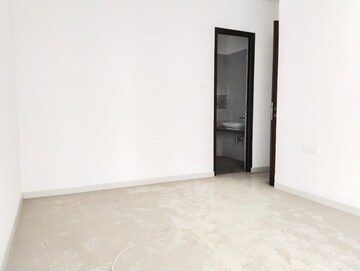 Room in 1.5 BHK Apartment at Marathon Nexzone, New Panvel – for Rent