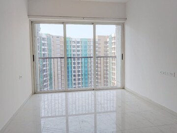 Room in 1.5 BHK Apartment at Marathon Nexzone, New Panvel – for Rent