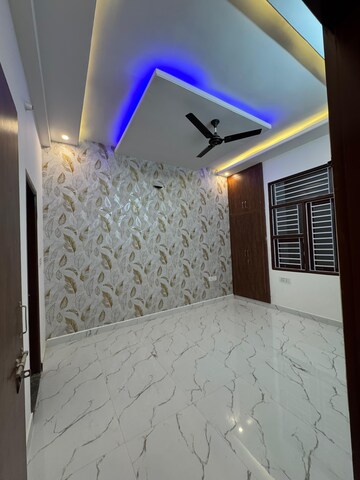 Bedroom in 3 BHK Villa at Kalwar Road – for Sale