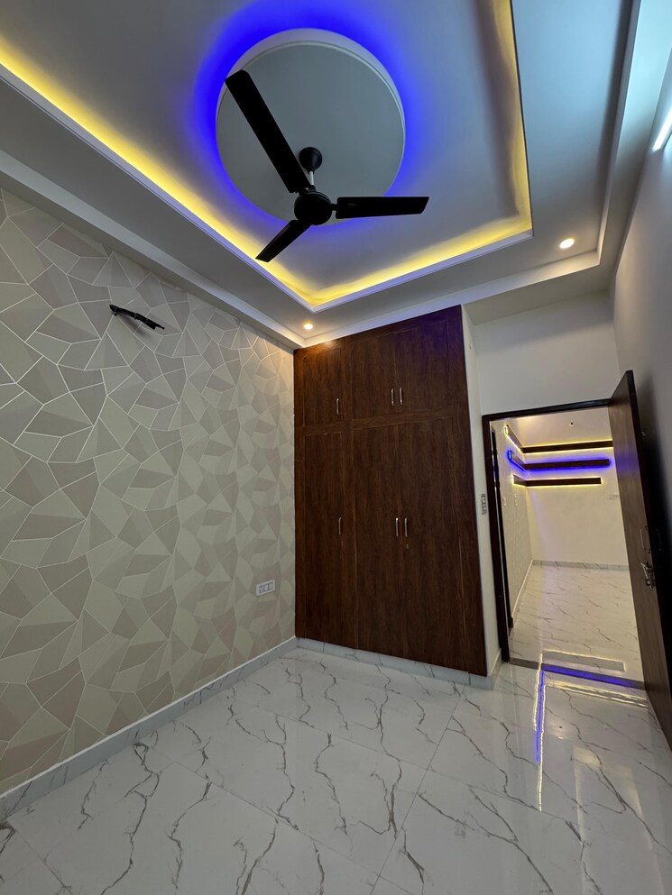 Room, kalwar road 3 Bedroom 100 Sq.Yd. Villa In Kalwar Road Jaipur 8108009