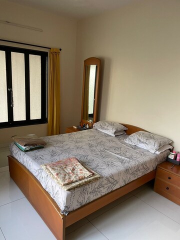Bedroom in 2 BHK Apartment at Bandra West – for Rent