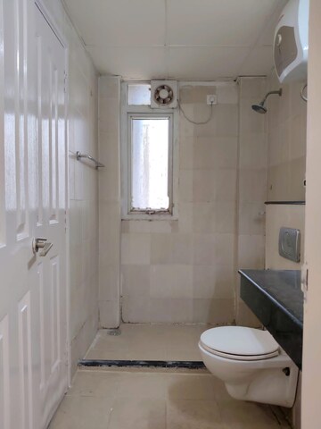 Bathroom in 3 BHK Apartment at Ramprastha City The Edge Towers, Sector 37d – for Rent