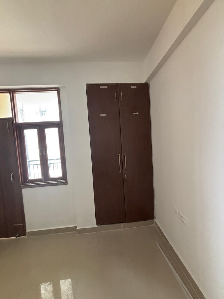 undefined, sanchar-nest-palm-heights 4 Bedroom 3200 Sq.Ft. Apartment In Wave City Ghaziabad 8108164