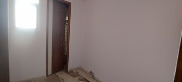 Furnished Amenities in 3 BHK Apartment at Maxblis Grand Kingston, Sector 75 – for Rent