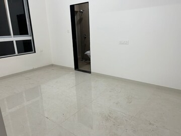 Room in 1 BHK Apartment at Vaishnavi Dham Complex, Asangaon – for Sale