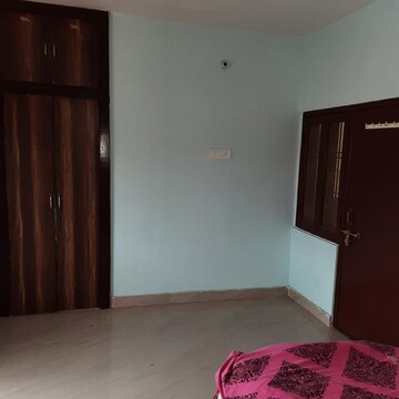 Room in 2 BHK Builder Floor at Indira Nagar – for Rent