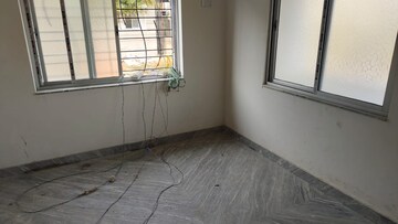 Room in 2 BHK Apartment at Kona Expressway – for Sale