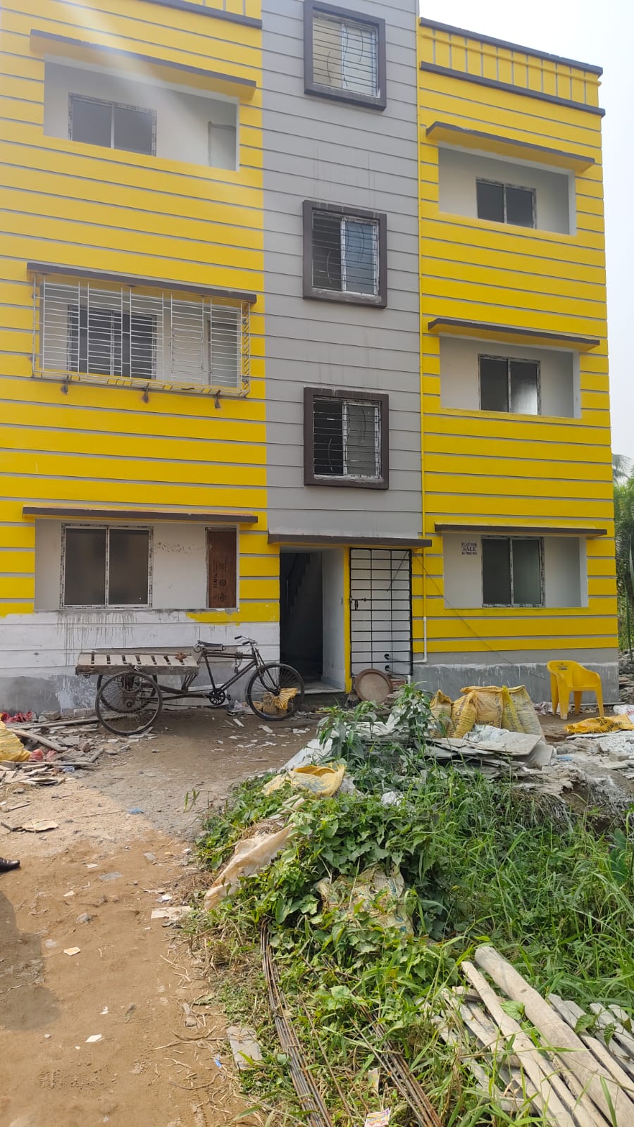 2 BHK + Servant Room Apartment For Sale in Krishna Apartment 