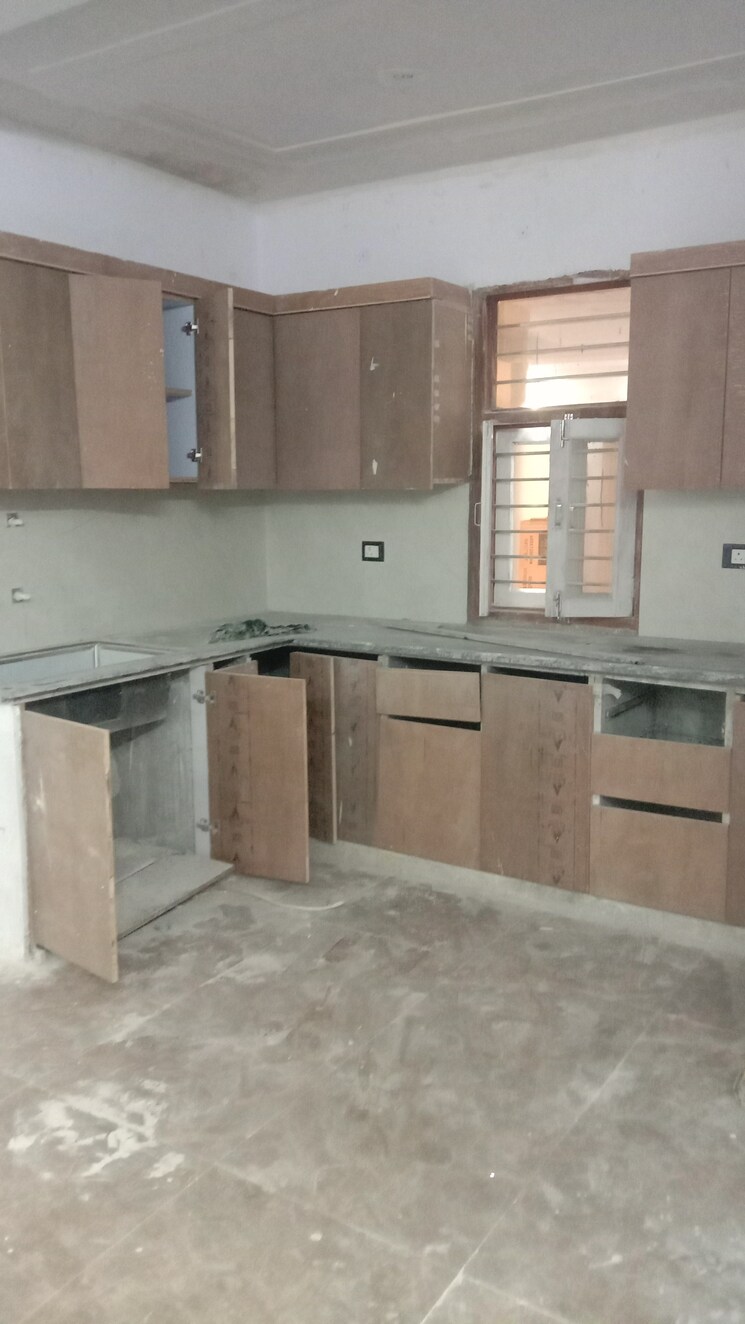 Kitchen, avantika extension 3 Bedroom 1150 Sq.Ft. Builder Floor In Avantika Extension Ghaziabad 8108299