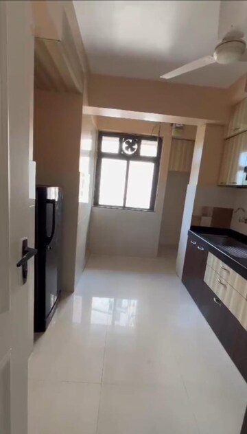 Room in 2 BHK Apartment at Hiranandani Estate Corsica, Ghodbunder Road – for Rent